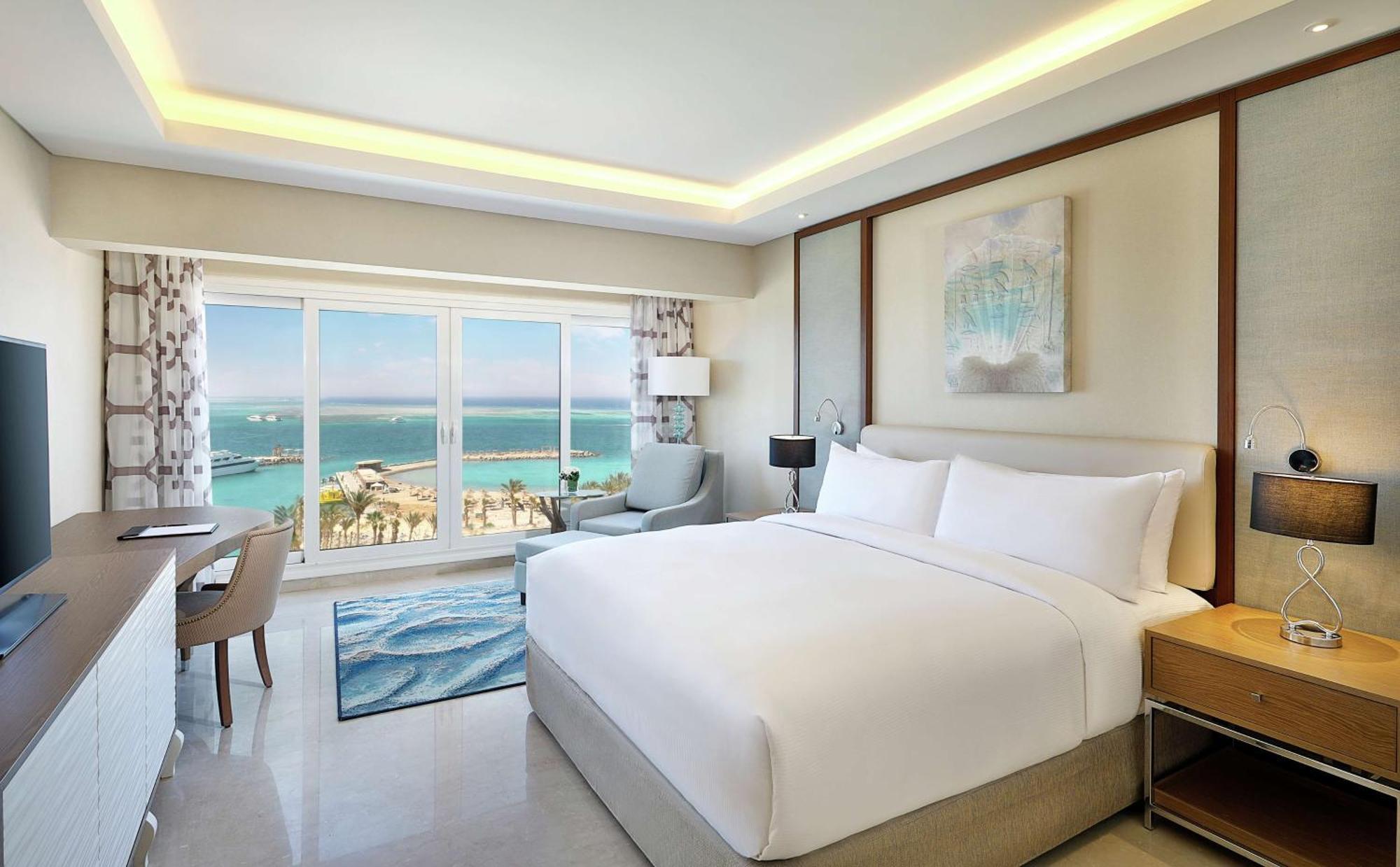 Hilton Hurghada Plaza Hotel Bagian luar foto