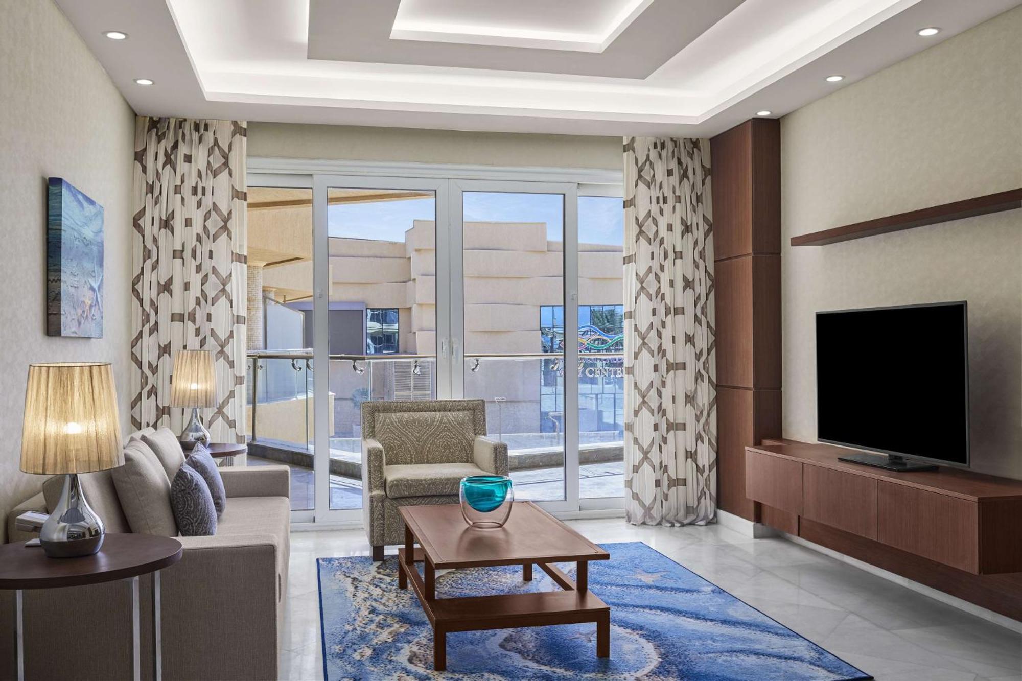 Hilton Hurghada Plaza Hotel Bagian luar foto