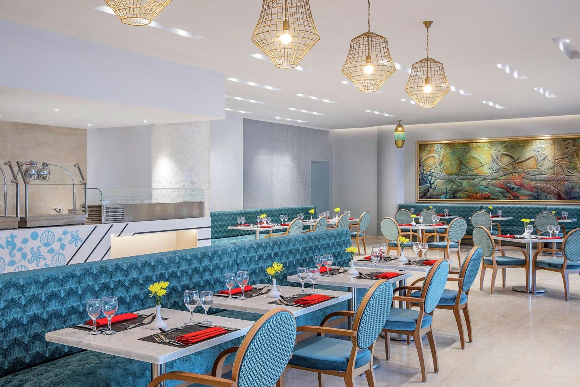 Hilton Hurghada Plaza Hotel Bagian luar foto