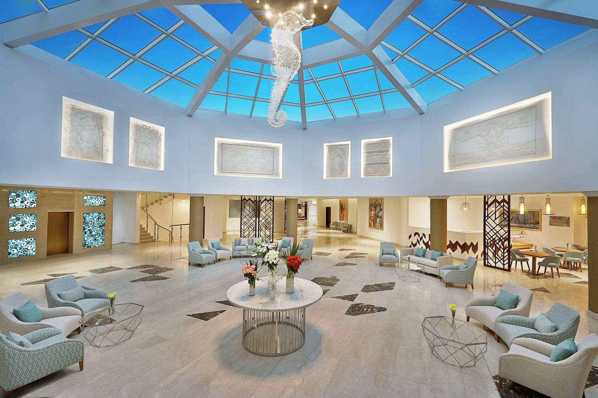 Hilton Hurghada Plaza Hotel Bagian luar foto