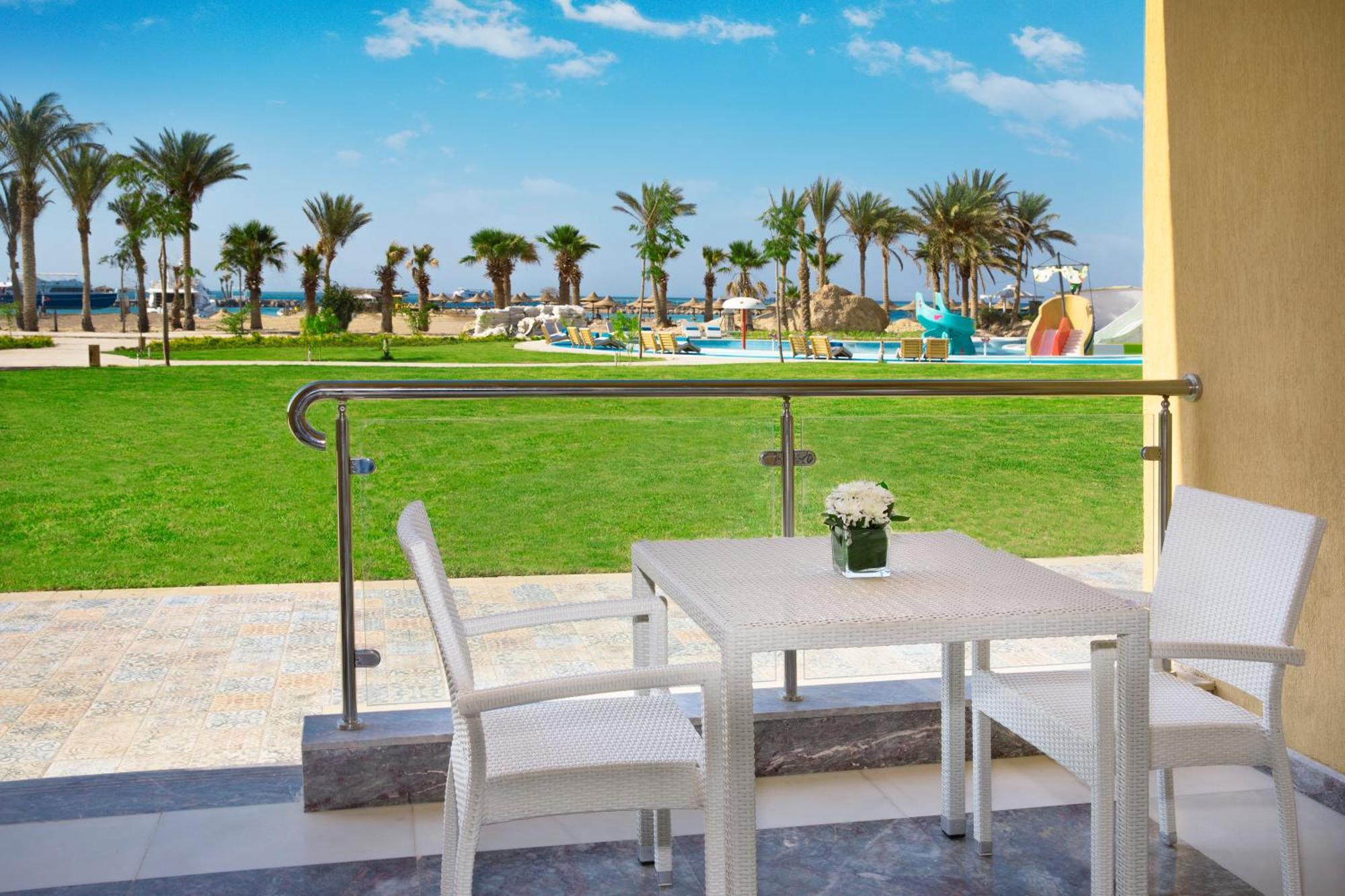 Hilton Hurghada Plaza Hotel Bagian luar foto